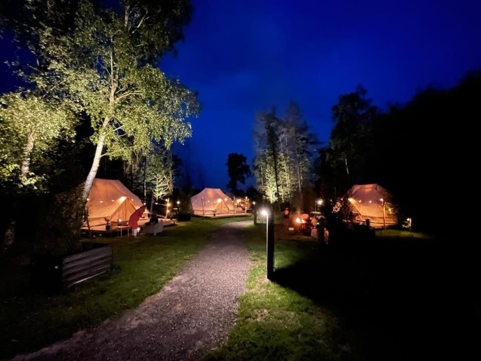 Glamplodge Met Prive Sanitair Blesdijke 外观 照片