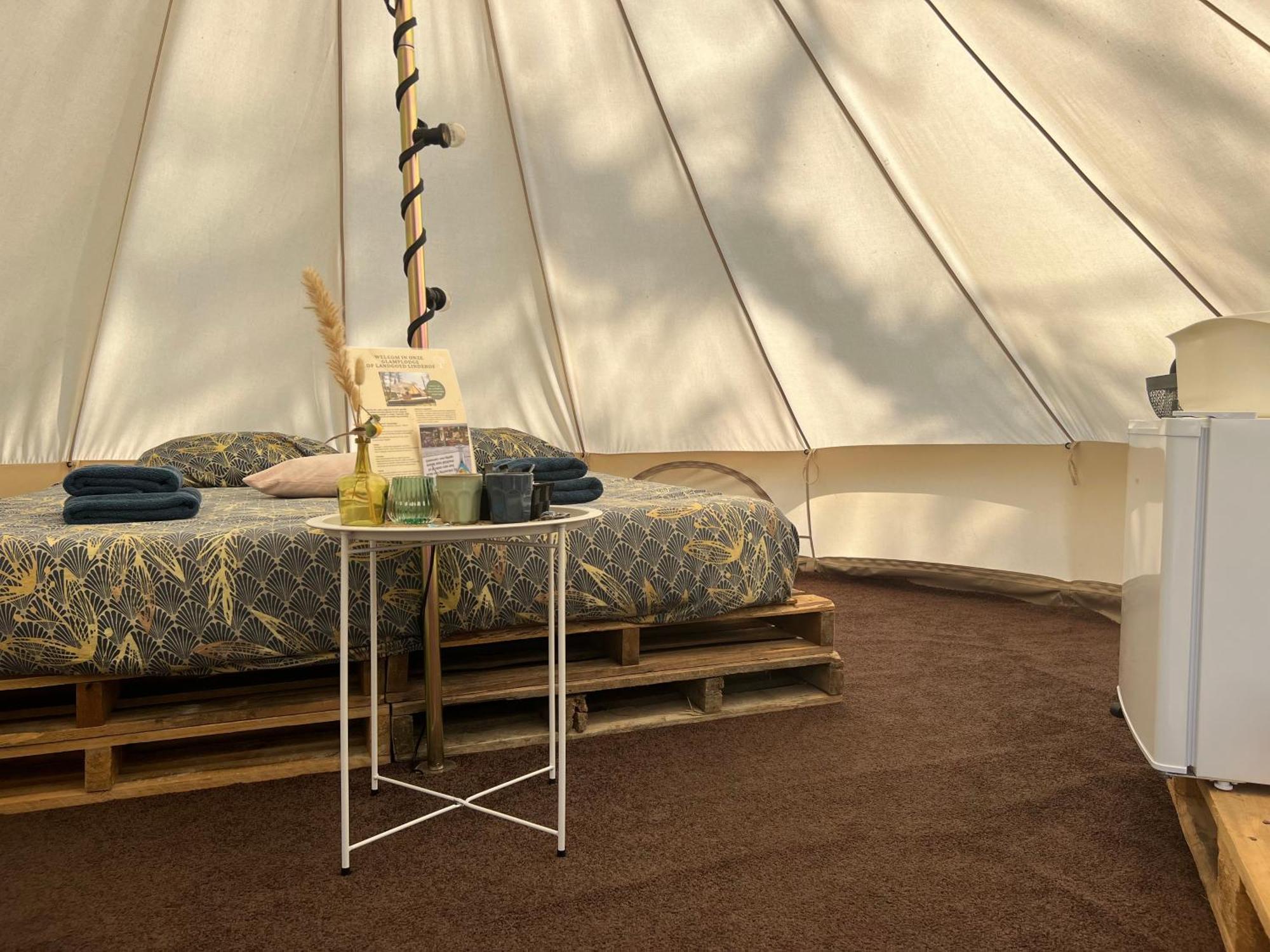 Glamplodge Met Prive Sanitair Blesdijke 外观 照片